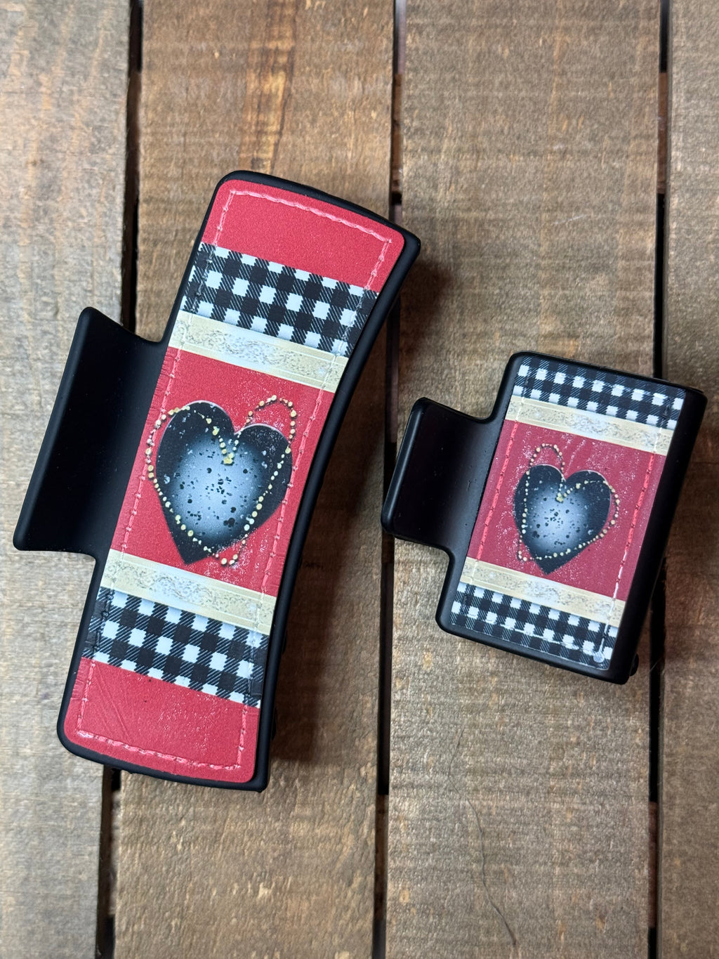 Valentine Plaid Heart Hair Claw Clip – Black Heart Hair Accessory