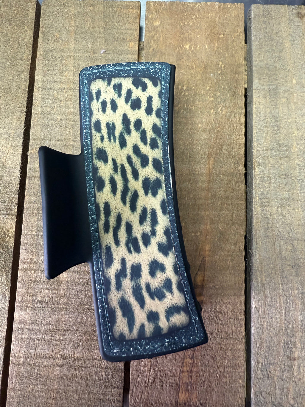 Wild Style Cheetah Claw Clip